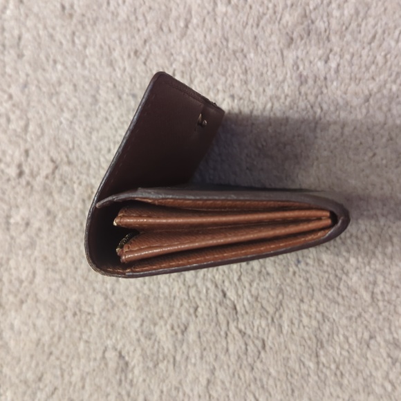 Louis Vuitton Monogram Vintage Wallet - Picture 7 of 8
